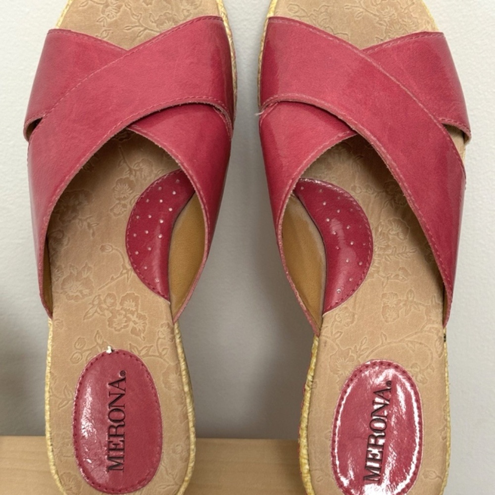 Merona Pink Raspberry Slip On Espadrille Platform Wedge Sandal Size 7